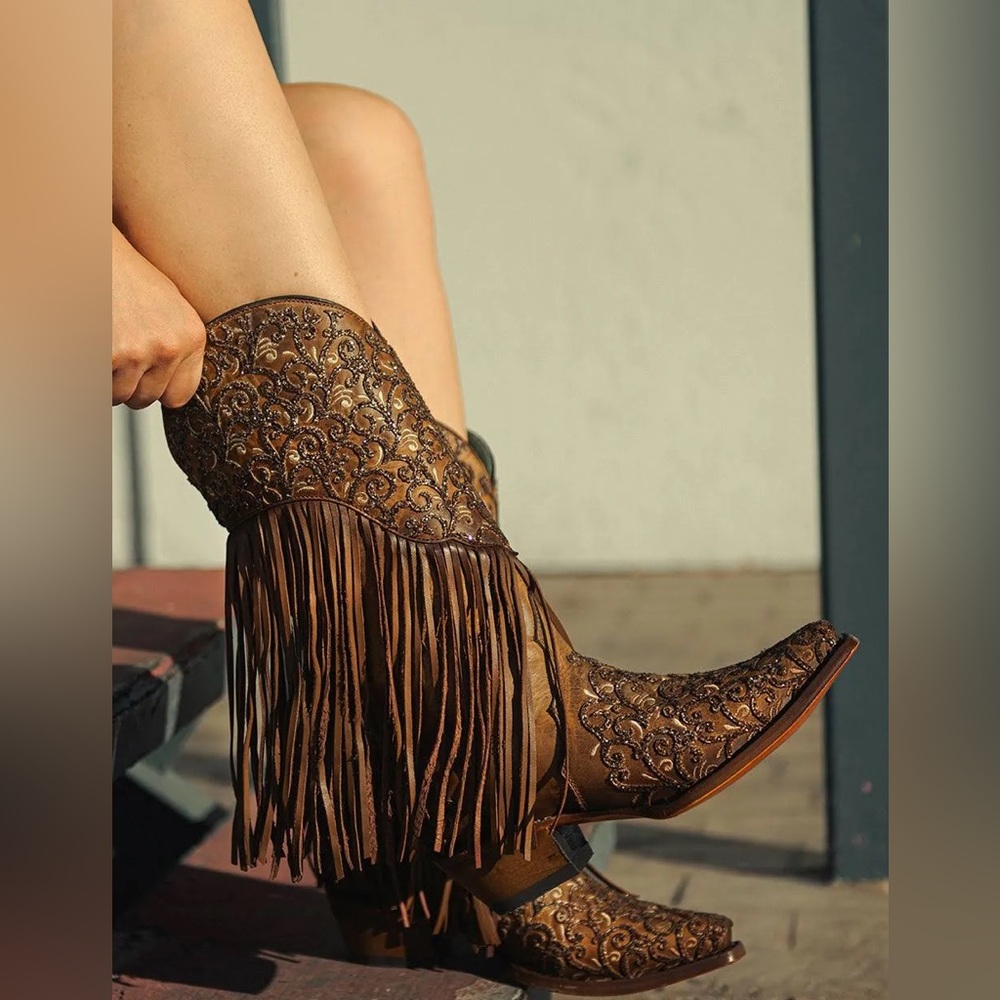 Corral Boots Womens Caracas Fringe And Tooled-Inlay Snip Toe Cowboy Casual Boots
